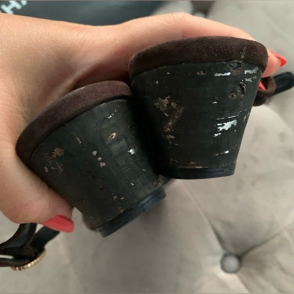 👠 Chanel Camellia Mesh Floral 'CC’ T Strap Sandals👠 - Picture 6 of 11